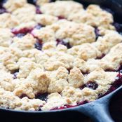 BLACKBERRY COBBLER